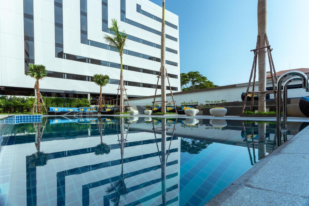 โคซี่ พัทยา หาดวงศ์อมาตย์ Hotel Pattaya ภายนอก รูปภาพ