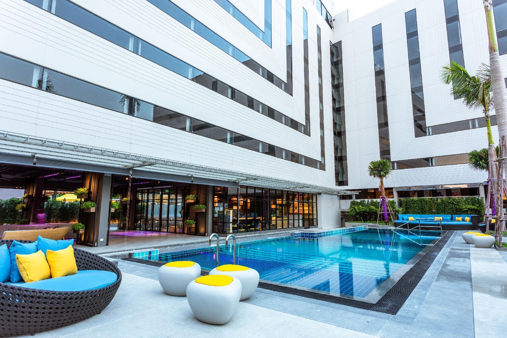 โคซี่ พัทยา หาดวงศ์อมาตย์ Hotel Pattaya ภายนอก รูปภาพ